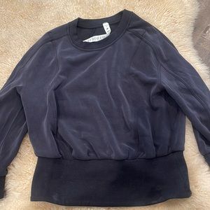 Lululemon Softstreme Ribbed-Hem Pullover Brand New Size 6 Black